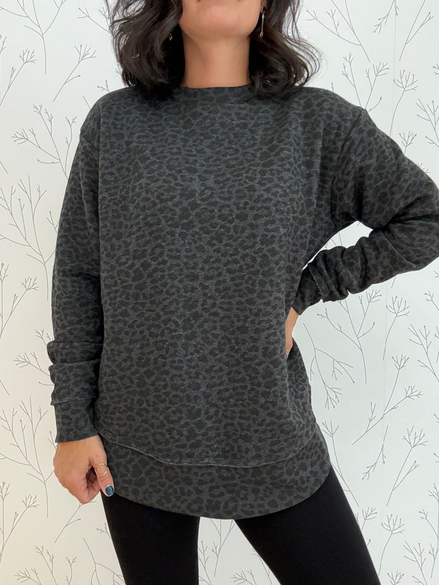 Leopard Pullover Sweatshirt