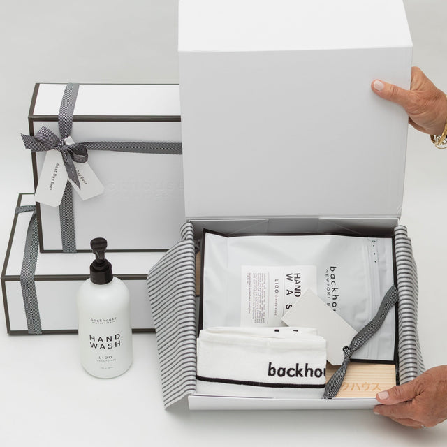 Hinoki Cutting Board & Hand Wash Gift Set