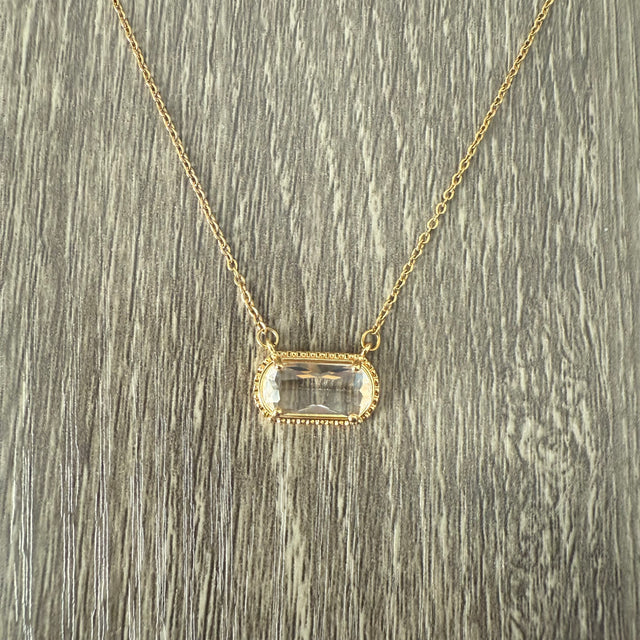 Gemstone Gold - Elegant Trendy Necklace 18K Plated Gold 17" - 18" Clear
