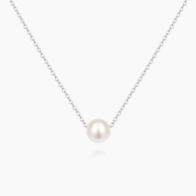 Single Freshwater Pearl Pendant Necklace in Sterling Silver
