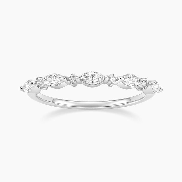 Gold vs Silver: Which Metal Complements Your Skin Tone