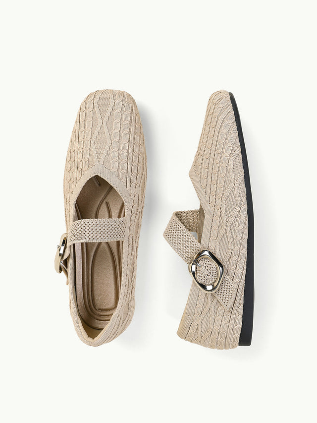 Square-toe V-cut Mary-jane | Aran knit