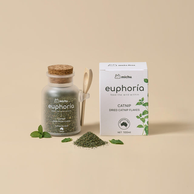 MICHU Euphoria Dried Catnip Flakes for Cats 100ml | Natural Catnip & Cat Fiber Supplement