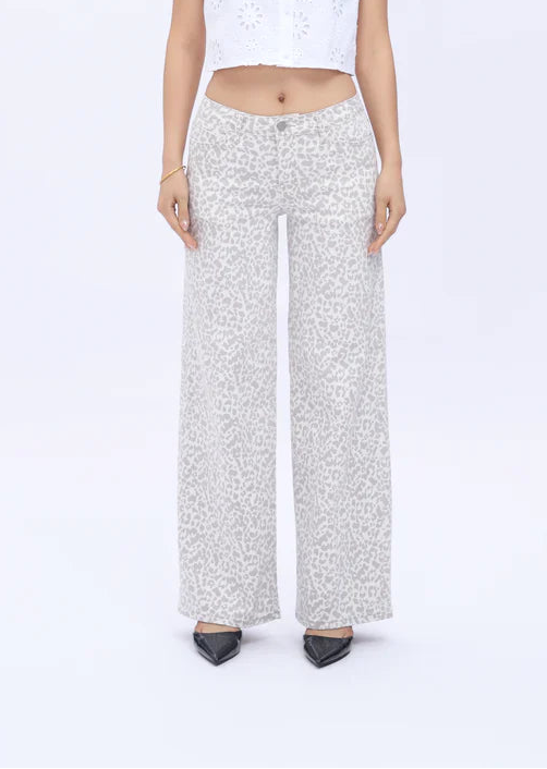 ONESO Women’s Mid Low Rise Leopard Print Wide Leg Jeans