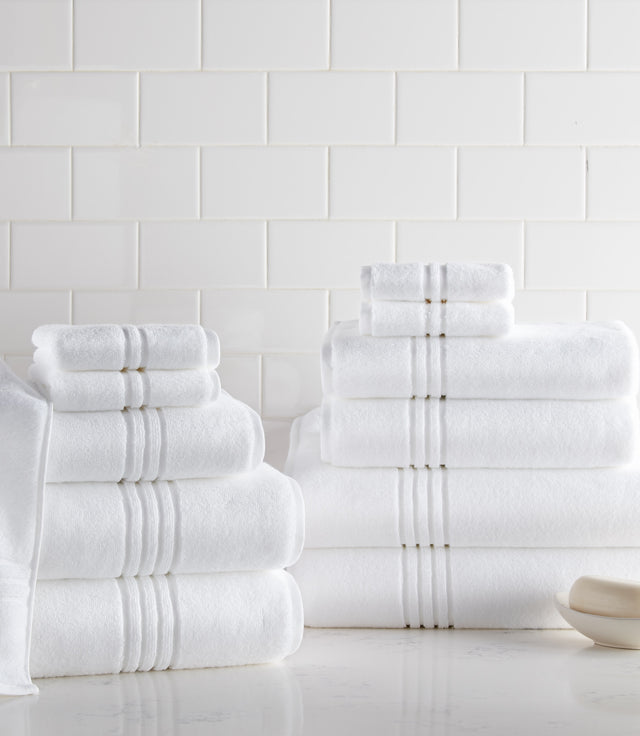 Chelsea Plush Bath Towel Bundle