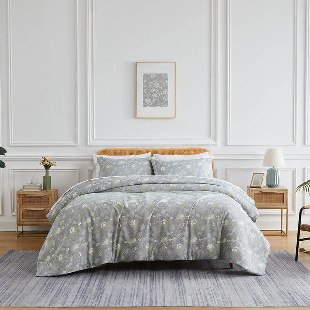 Infinite Blossom Comforter Set