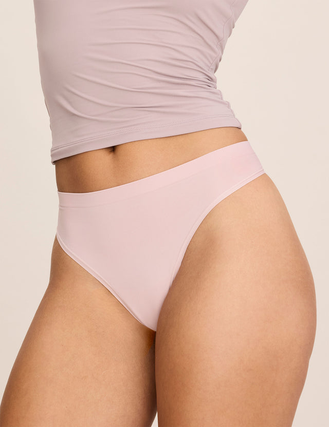 WhispAir Cooling™ Thong Rosette