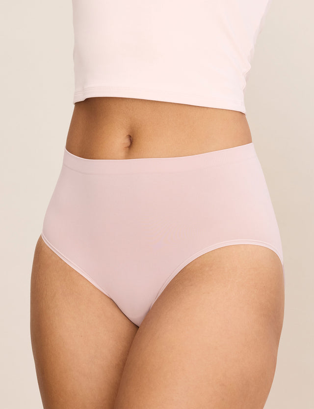 WhispAir Cooling™ Brief Rosette