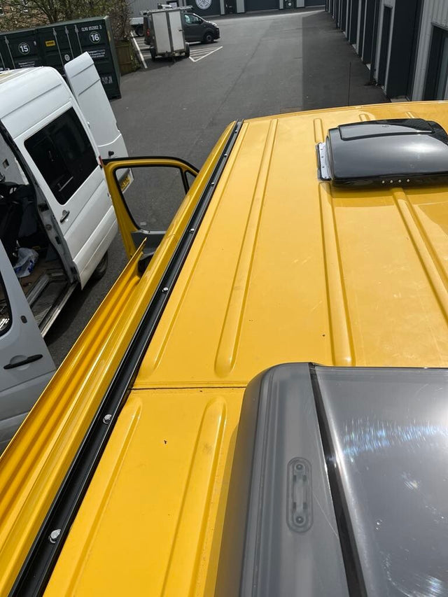 Mercedes Sprinter / VW Crafter MWB Roof Rails