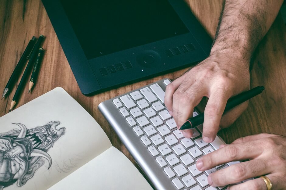 Stock Graphics Services: Find the Right Subscription for Your Design Needs