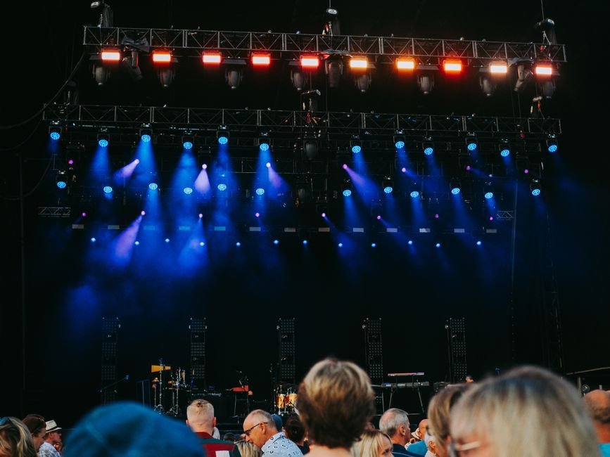 Affordable Event Tickets: Smart Timing and Platform Strategies