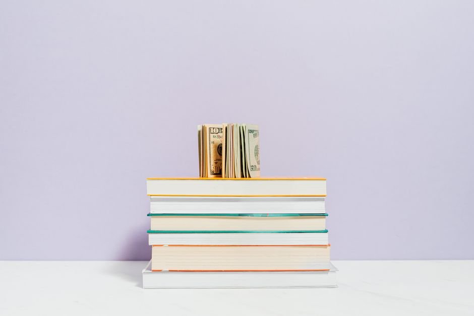 Budget Books: Reading Well Without Spending More