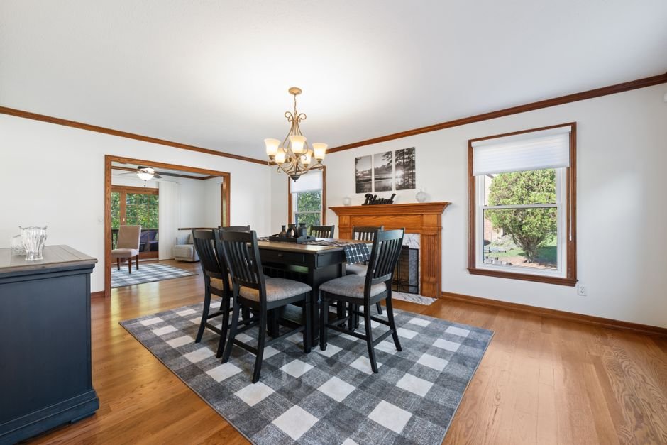 How to Choose Area Rugs: Design, Durability, and Fit