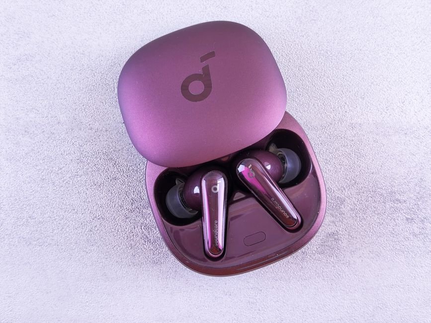 Best Noise-Cancelling Earbuds for 2026